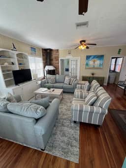 SeaHorse Bungalow - Image 4