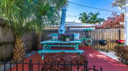 SeaHorse Bungalow - Image 5